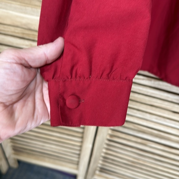 Fashion Attitudes Shirt Elegant Button Down Long Sleeve Red Shoulder Pads 18W - Picture 2 of 9